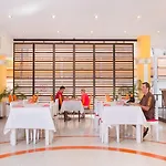 Eastiny Plaza โรงแรม