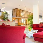 โรงแรม Eastiny Plaza 3*