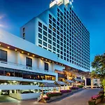 Cholchan Pattaya Beach Resort - Sha Extra Plus