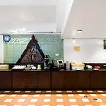 Sawasdee Sea View 3*