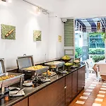 โรงแรม Sawasdee Sea View