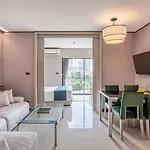 Manhattan - Sha Extra 4* Pattaya
