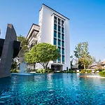โรงแรมเดอะ เรเดียนซ์ พัทยา