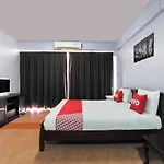 โรงแรม Oyo 963 Sunshine