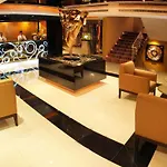 โรงแรม Nova Gold 4*