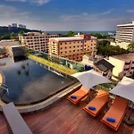 The Sun Xclusive โรงแรม