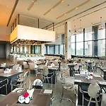 Tsix5 Phenomenal Hotel Pattaya