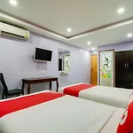Hotel Patumnak Beach Guesthouse