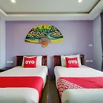 Patumnak Beach Guesthouse