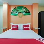 Hotel Patumnak Beach Guesthouse Pattaya