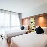 Sunshine Hip โรงแรม 3*