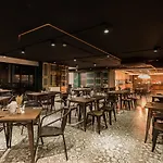 Citrus Grande By Compass Hospitality โรงแรม 5*