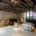 โรงแรม Citrus Grande By Compass Hospitality 5*