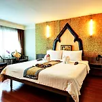 Hotel Jomtien Garden & 4*