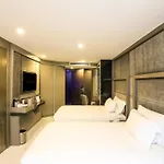 Hotel Azure