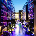 Hotel Azure 4*