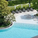 Cross Pratamnak Hotel 5*