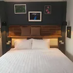 Max's House