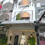Guest house Max's House