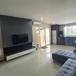 Shiba Guesthouse