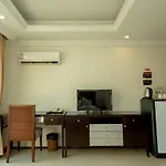 Hotel Ivory Palace 3*