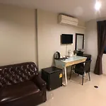 Sumalee Residence