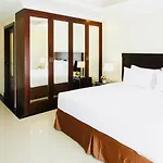 Hotel Ivory Palace