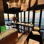 Secret Gem Sea-View King Size EDGE Central Pattaya