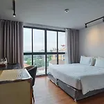 โรงแรม Citrus Grande By Compass Hospitality