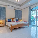 3-2br Huge Pool, Bbq, 300m-beach, 8 Mins To Walking Street * Pattaya