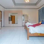 3-2br Huge Pool, Bbq, 300m-beach, 8 Mins To Walking Street Pattaya