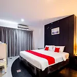 Reddoorz I-talay