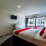 Reddoorz I-talay Pattaya