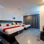 Hotel Reddoorz I-talay