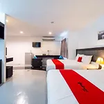 Reddoorz I-talay Pattaya