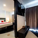 Reddoorz I-talay Pattaya