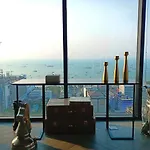 อพาร์ทเม้น The Base Horizon Pattaya
