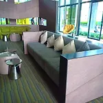 The Base Horizon * Pattaya