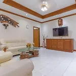 3-2br Huge Pool, Bbq, 300m-beach, 8 Mins To Walking Street วิลล่า Pattaya