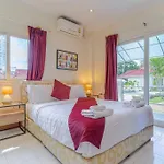 1-huge Pool, Bbq, 300m-beach, 8 Mins To Walking Street * Pattaya