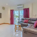 15br-30pax,300m-beach & 8mins Walking Street For Families & Group Retreat