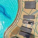 Long Beach Garden Hotel & Pavilions
