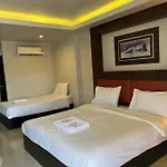 The Leaf&pool Kohlarn เดอะลีฟ&พลู ที่พักเกาะล้าน โรงแรม
