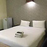 Hotel Sutus Court 7 Pattaya