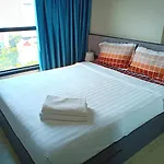 The Base Horizon * Pattaya