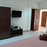 แมกซิม อพาร์ทเม้น 2 Apartment