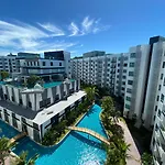Arcadia Condo Big Pool-Big Gym
