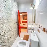 Villa Madee - House Walking Street 6 Bedrooms Pattaya