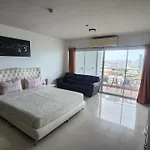 Express View Talay 6 อพาร์ทเม้น Pattaya