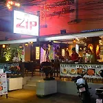 Zip Hotel & Restaurant